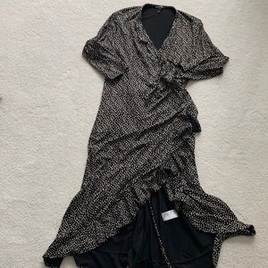 Isabella Oliver maternity dress 3/4 sleeve